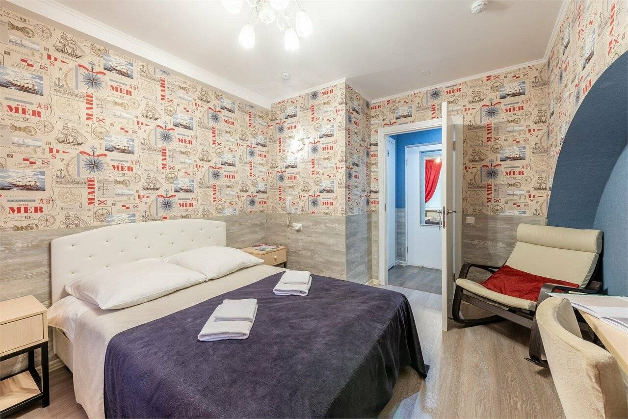 Фотографии номера Комфорт с двуспальной кроватью Плюс в Гостинице Арт Авеню Санкт-Петербург