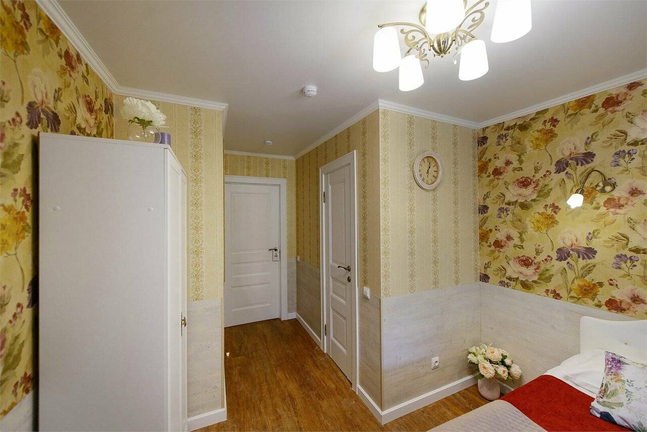 Фотографии номера Улучшенный Двухместный (одна двуспальная или две односпальных кровати) в Гостинице Арт Авеню Санкт-Петербург