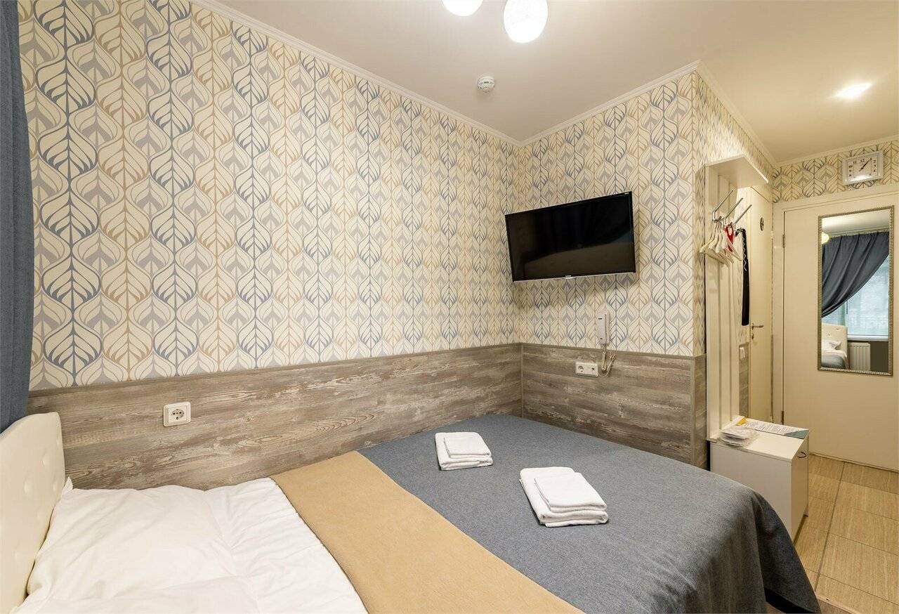 Фотографии номера Стандартный двухместный номер с 1 кроватью в Гостинице Арт Авеню Санкт-Петербург